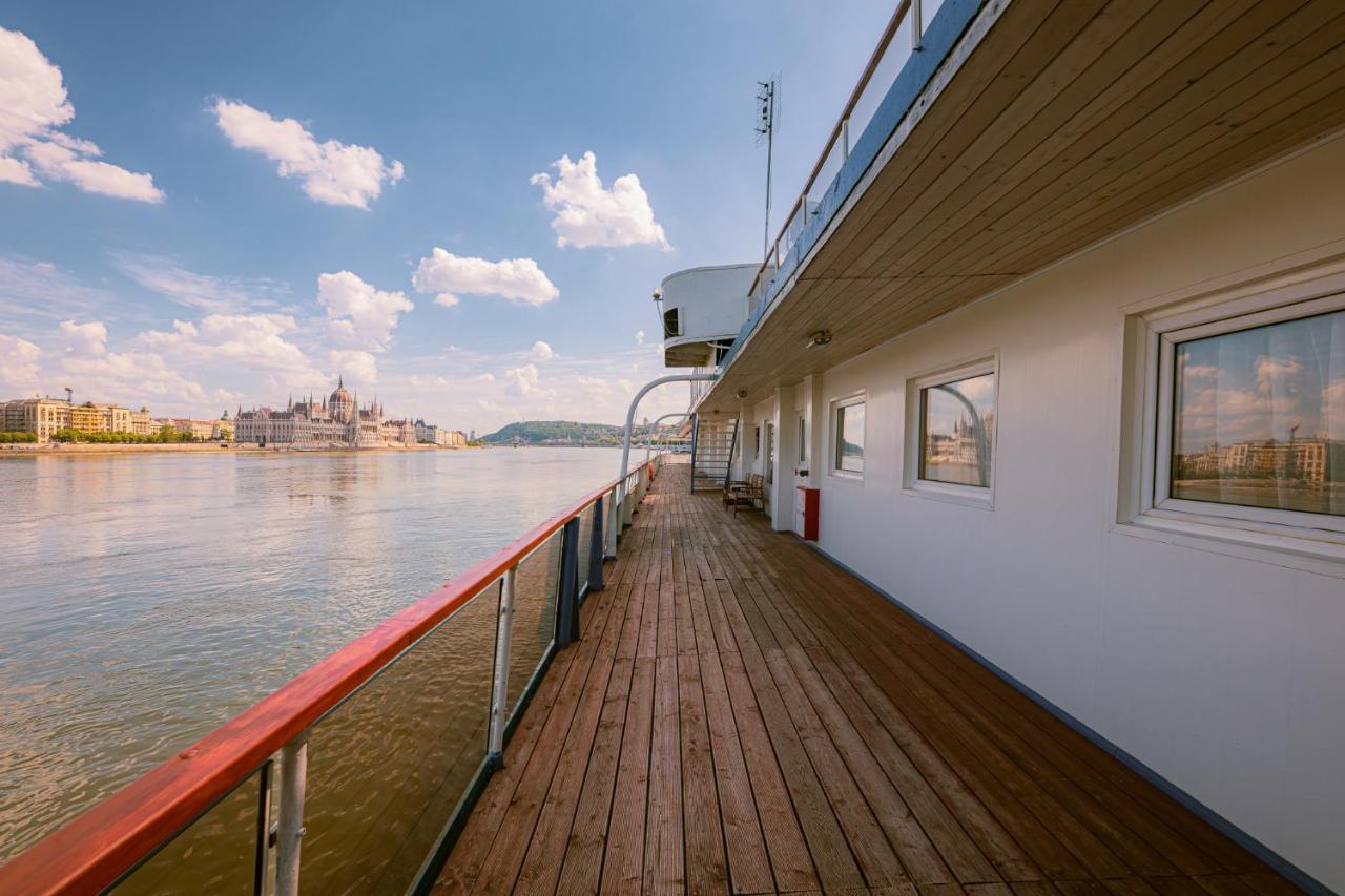 Grand Jules - Boat Hotel Budapest Ngoại thất bức ảnh