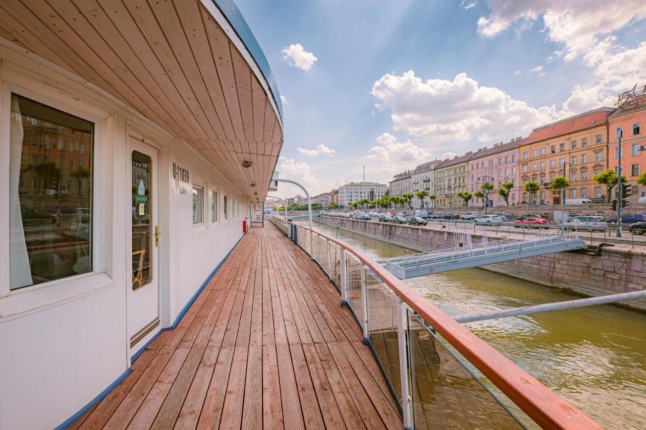 Grand Jules - Boat Hotel Budapest Ngoại thất bức ảnh