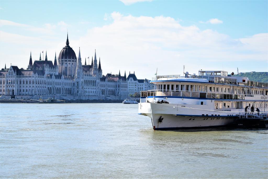 Grand Jules - Boat Hotel Budapest Ngoại thất bức ảnh